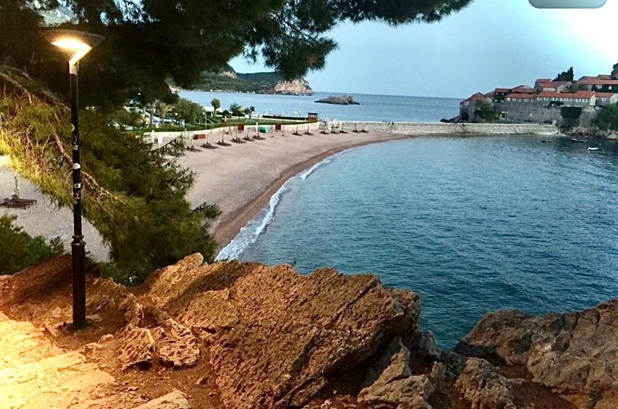 Sound Of The Sea Apartment Sveti Stefan Ngoại thất bức ảnh