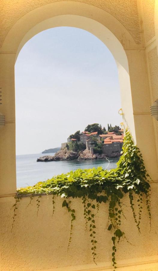 Sound Of The Sea Apartment Sveti Stefan Ngoại thất bức ảnh